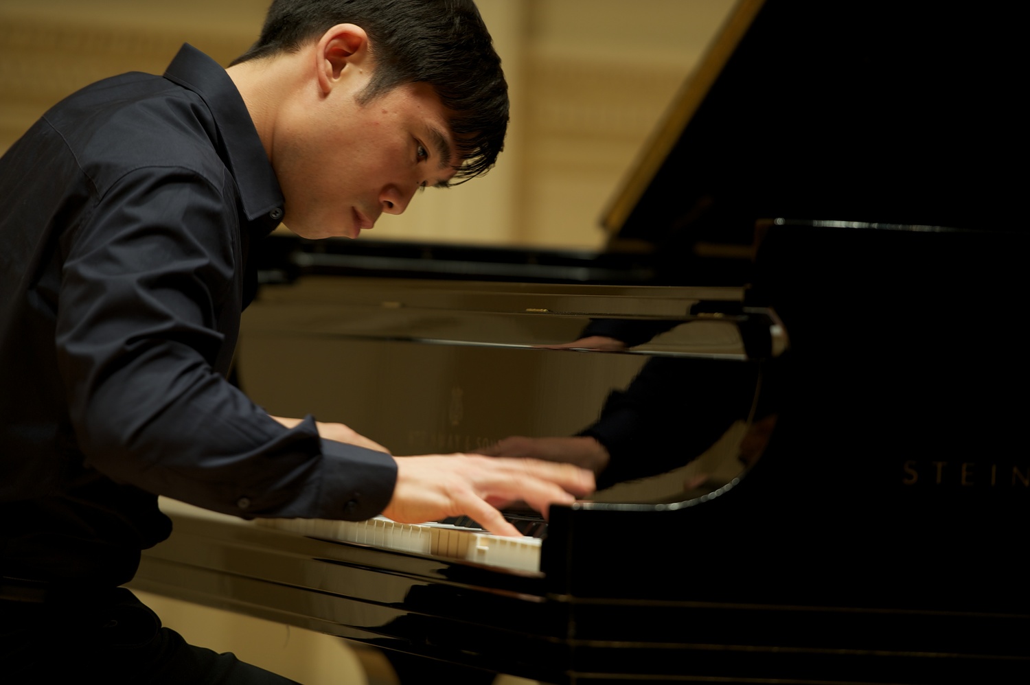 Henry Wong Doe (solo piano)